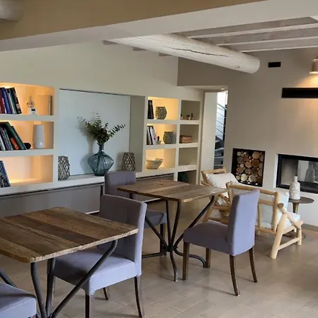 Boutique La Montesquieu & Sa Piscine