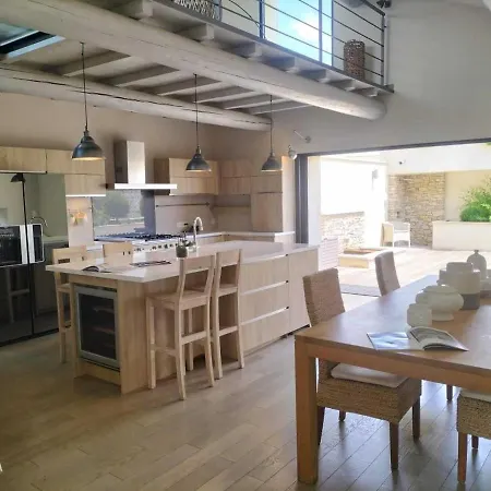 Hotel Boutique La Montesquieu 4*