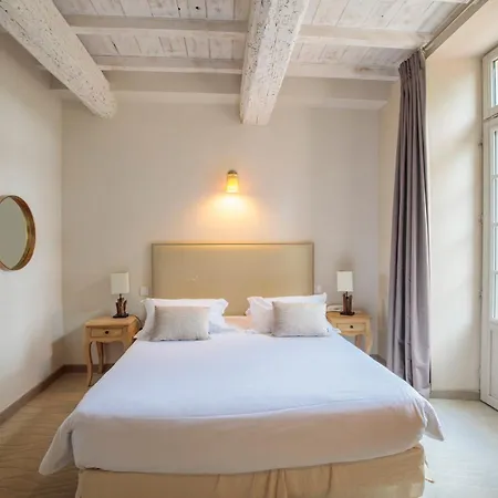 Hotel Boutique La Montesquieu & Sa Piscine