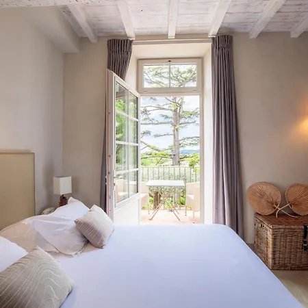 Boutique La Montesquieu & Sa Piscine