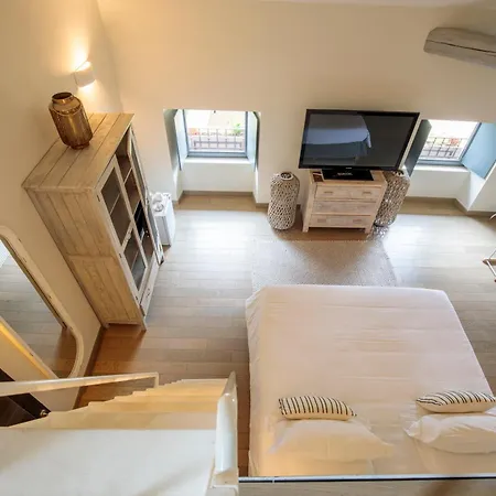 Hotel Boutique La Montesquieu & Sa Piscine Laudun