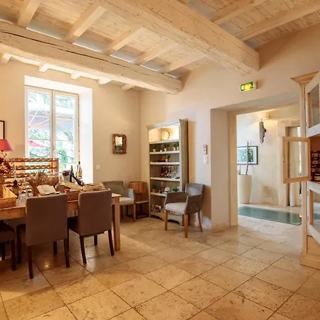 Boutique La Montesquieu & Sa Piscine Hotel Laudun