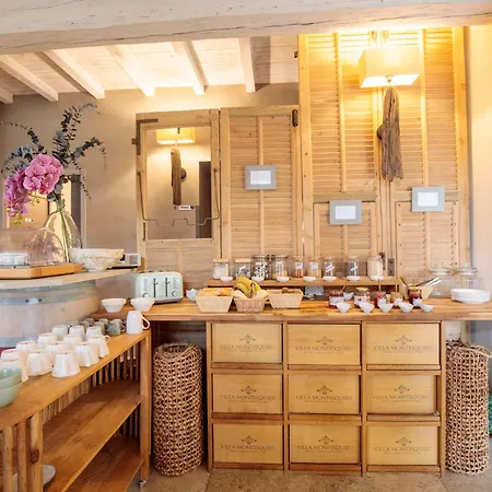 Boutique La Montesquieu & Sa Piscine 4* Laudun