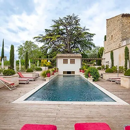 Boutique La Montesquieu & Sa Piscine فندق Laudun