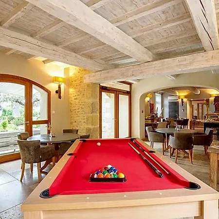 Boutique La Montesquieu & Sa Piscine Hotel 4*