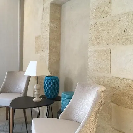 Hotel Boutique La Montesquieu & Sa Piscine 4*