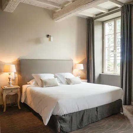 Boutique La Montesquieu & Sa Piscine 호텔 Laudun