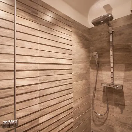 Boutique La Montesquieu Hotel 4*