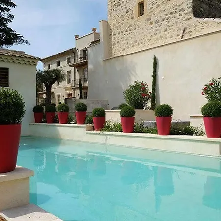 Boutique La Montesquieu & Sa Piscine 호텔 Laudun