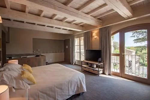 Hotel Boutique La Montesquieu 4*